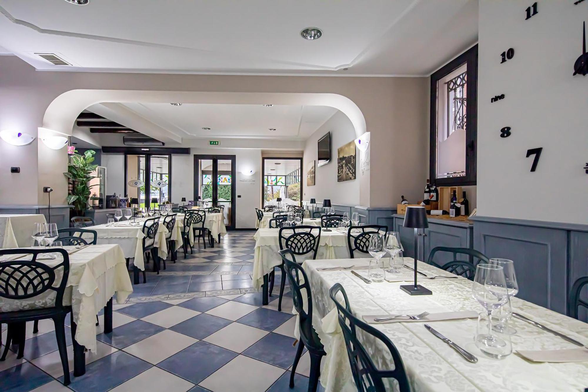 Novara Hotel 3*