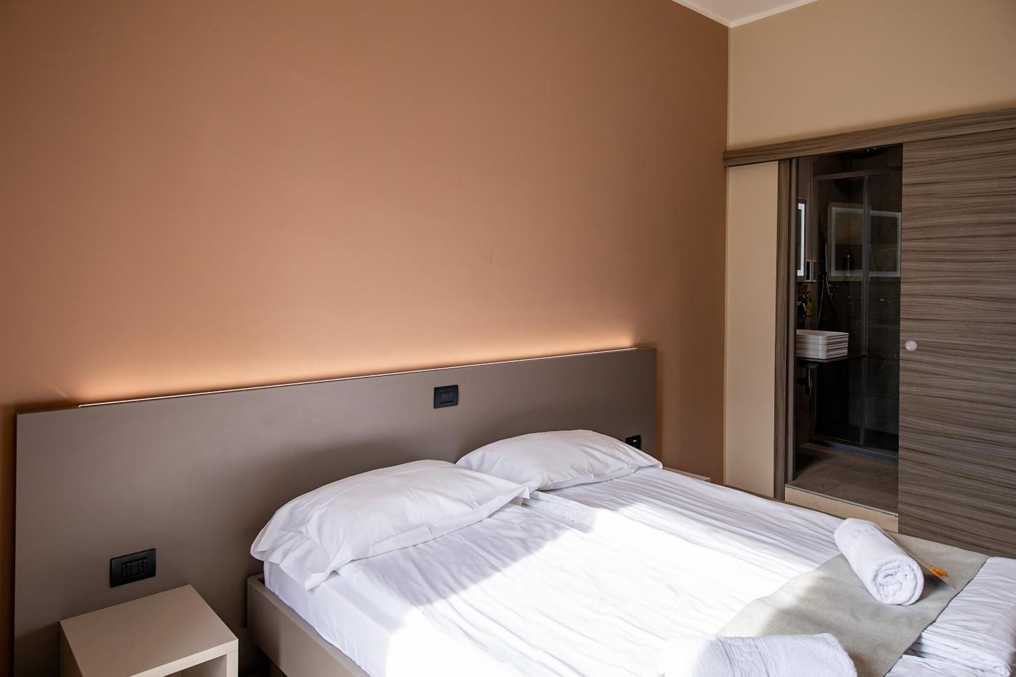 Novara Hotel 3*